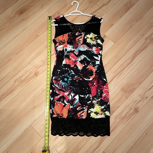 NWT Frank Lyman Colourful Cocktail Dress with Black Lace Detail (Sz 8) - Picture 10 of 11